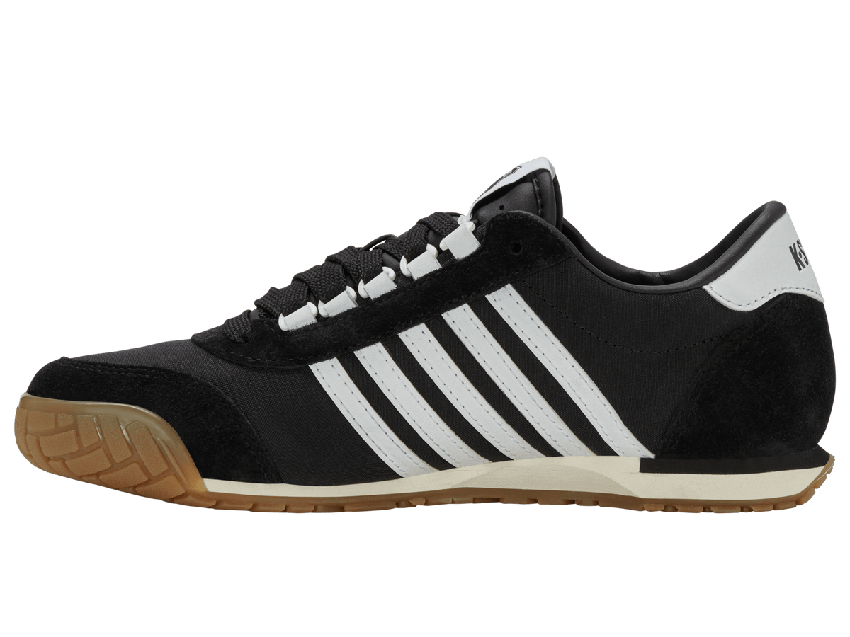 09463-013-M | VINTAGE TRAINER T | BLACK/WHITE