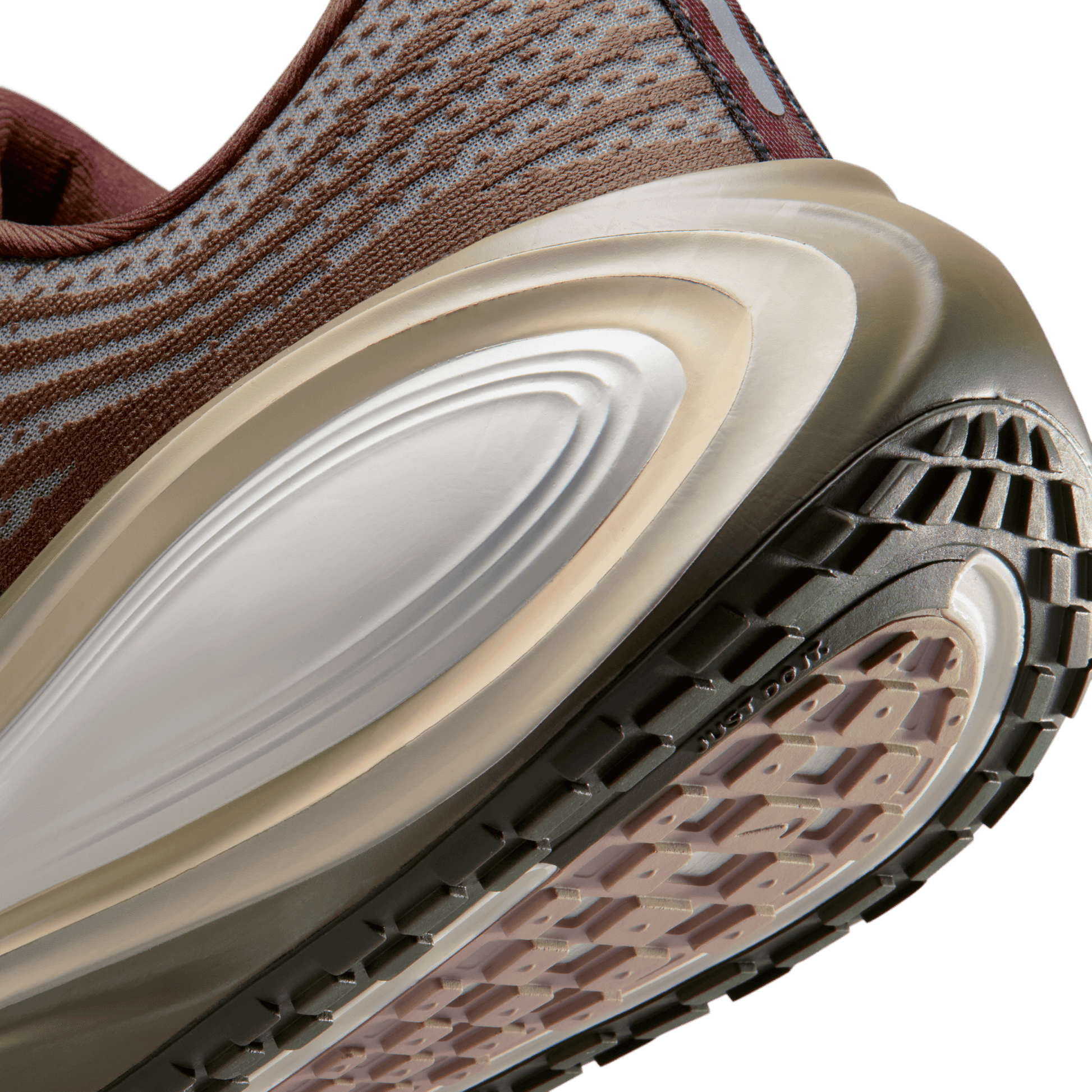 Vomero Plus QS 'Caldera Brown Dark Field Brown'