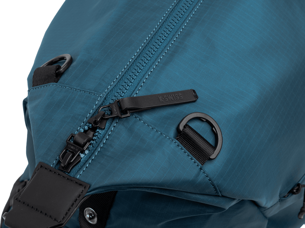 BG661-407 | RBLV DUFFEL BAG | NAVY